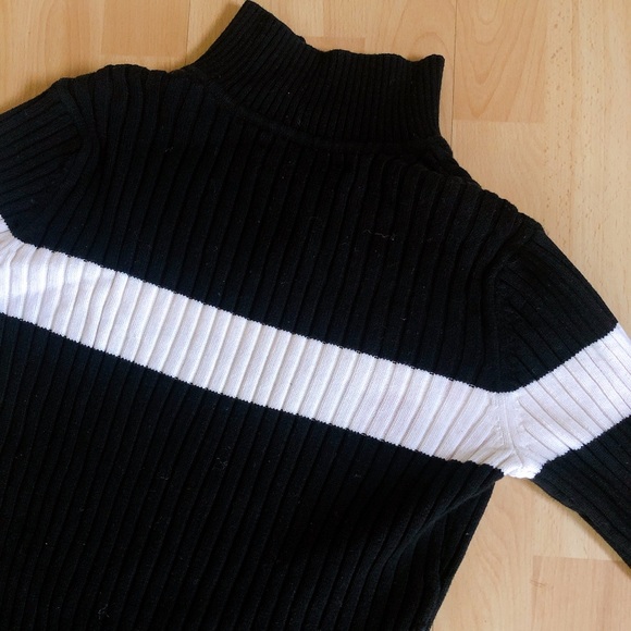 VINTAGE Tommy Hilfiger Mock Neck Sweater💯🔥 - Picture 14 of 16